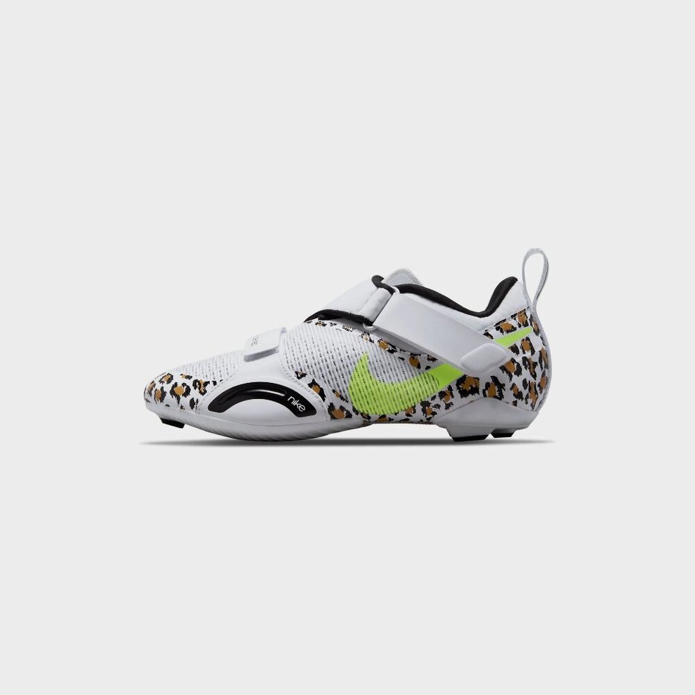 Nike SuperRep Cycle con estampado de leopardo